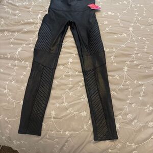 NWT Spanx Moto Leggings M